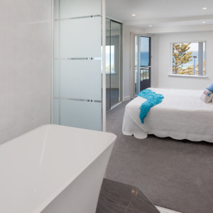 en-suite bathroom design perth